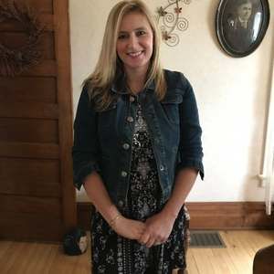 Meet your Posher, Danielle